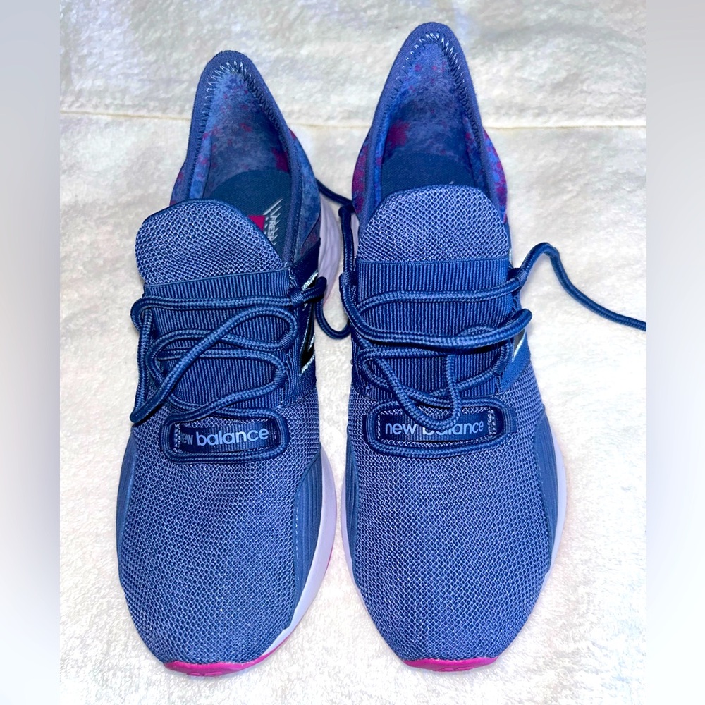 *NEW NEVER WORN* New Balance Women's Blue Athletic Shoes